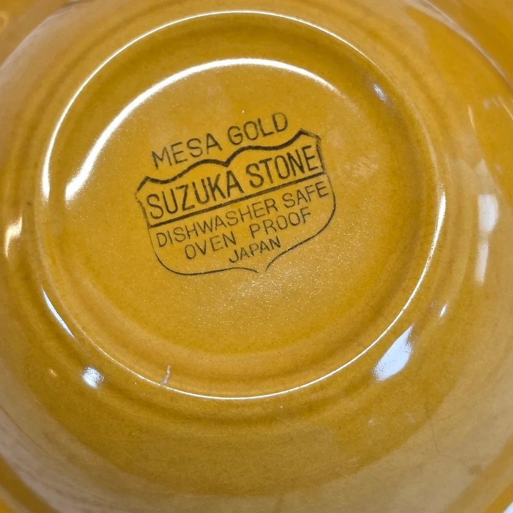 Suzuka Stone Mesa Gold Bowls Set of 2 Yellow Excellent MCM Japan Stoneware